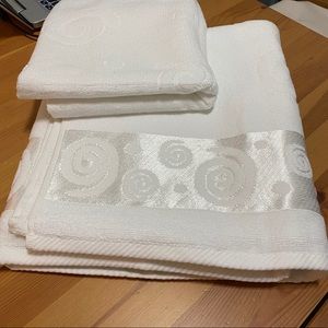 TURKISH BATHROBE AND HANDTOWEL ORGANIC %100 COTTON